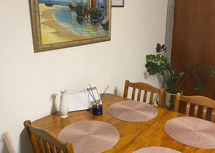 Idomus Bustas Ant Neries Skardzio דירה וילנה